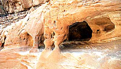 Le canyon color�. c14505