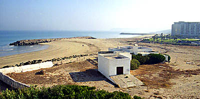 Tanger - le Tarik : la plage. c09419
