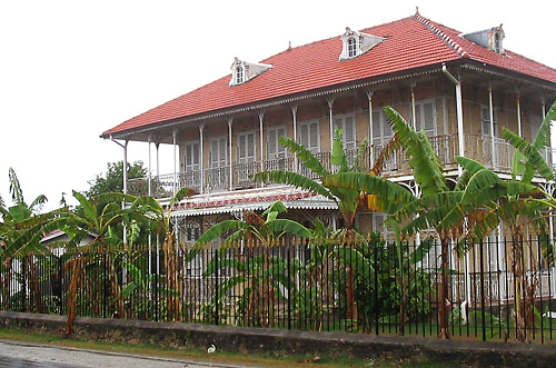 La maison coloniale. 